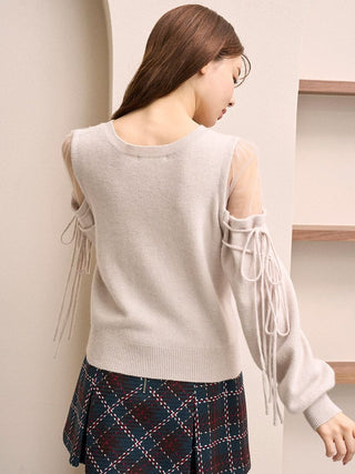 See-through shoulder knit pullover