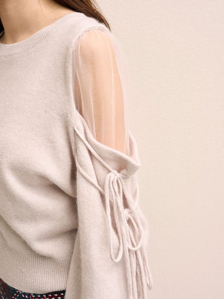 See-through shoulder knit pullover