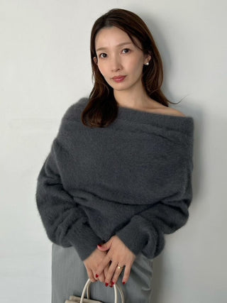 [HIGH QUALITY COLLECTION] Fox Cashmere Off-Shoulder Pullover