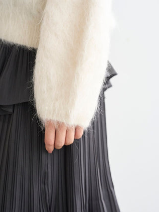 [HIGH QUALITY COLLECTION] Suri Alpaca V-neck pullover