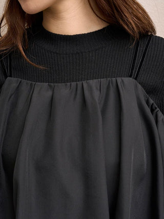 Off-shoulder layered knit pullover
