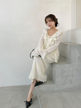 Ruffle design knit pullover