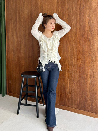 Ruffle design knit pullover