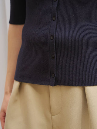Color Detail Knit Pullover