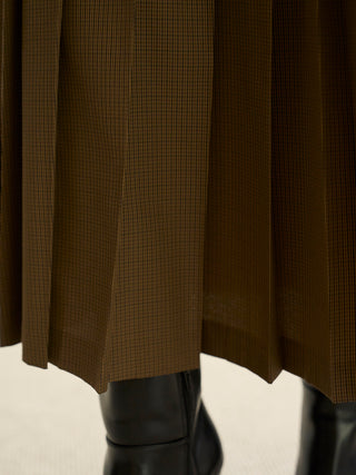 Pleated Long Skirt with Belt