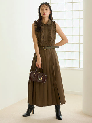 Pleated Long Skirt with Belt