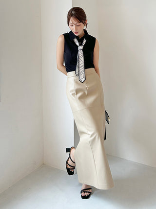 Stretch Faux Leather Pencil Skirt