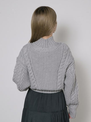  Semi Cropped Cable Knit Pullover in gray, Premium Fashionable Women's Tops Collection at SNIDEL USA