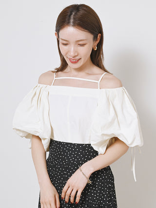  Sustainable 2 Way Puffed Sleeve Blouse in white, Premium Fashionable Women's Tops Collection at SNIDEL USA