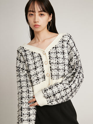 Variety Knit Cropped Cardigan in white, A premium Fashionable & Trendy Collection of Women's Knitwear at SNIDEL USA